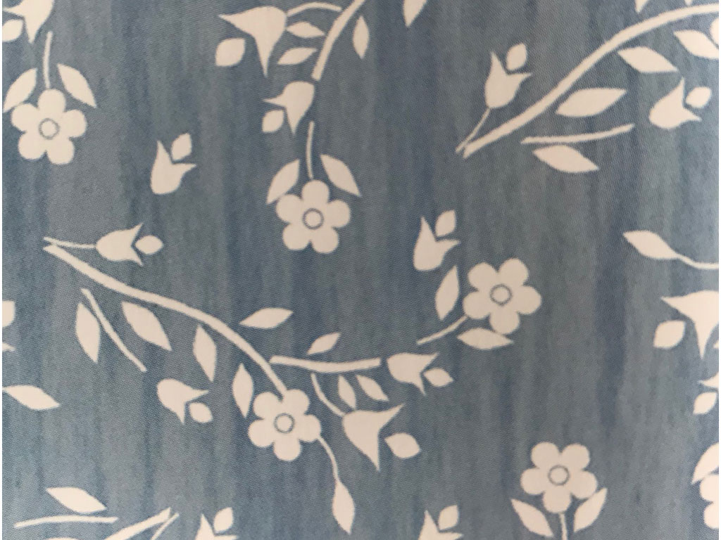 Le Chateau Oil Cloth Table Linen Per Metre Floral Sprig Blue
